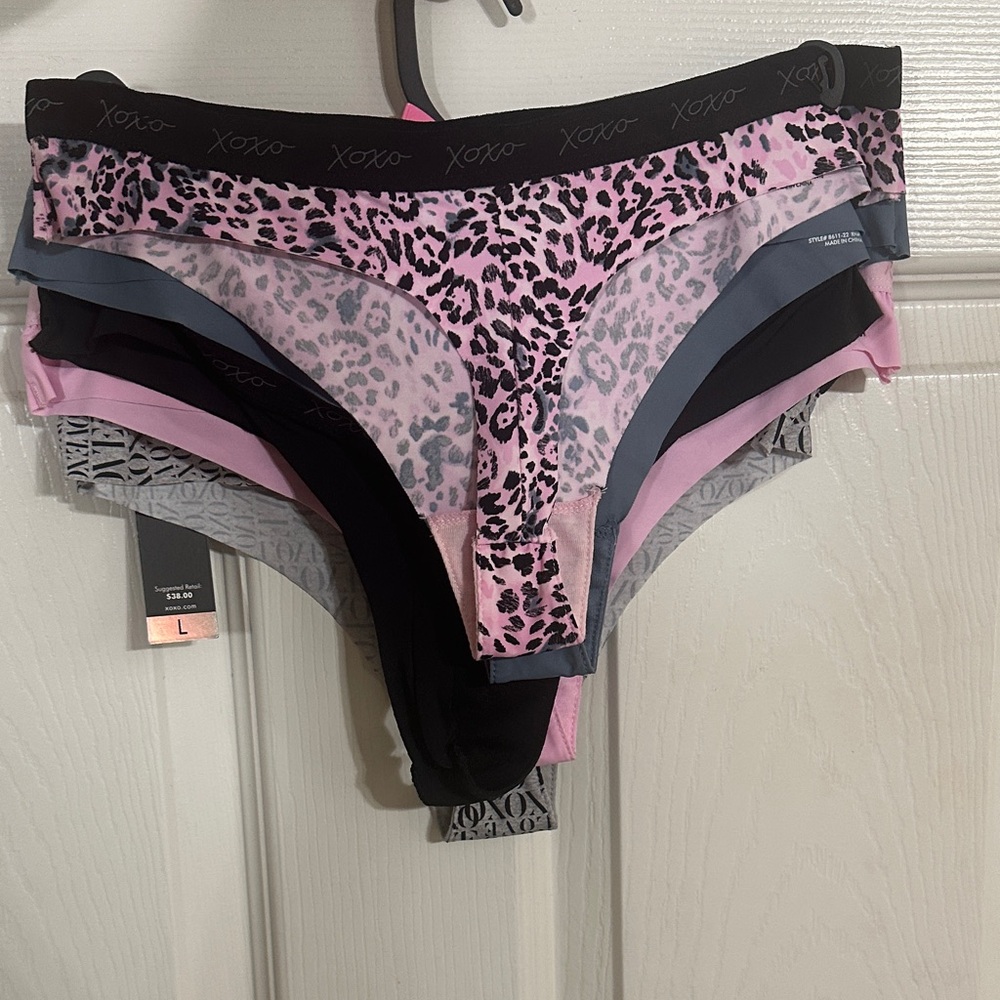 Women’s thong panties size L set of 5
